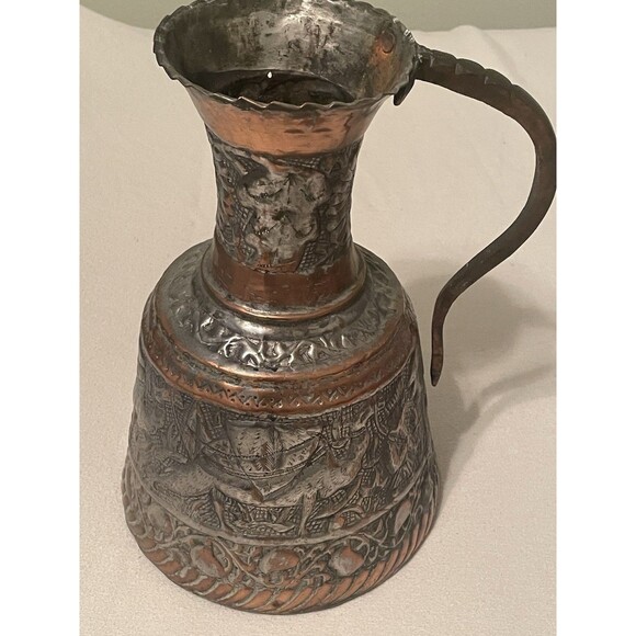 Antique Middle East Persian Patinated Copper Water Jug Handmade 13.5” Tall - Picture 1 of 7